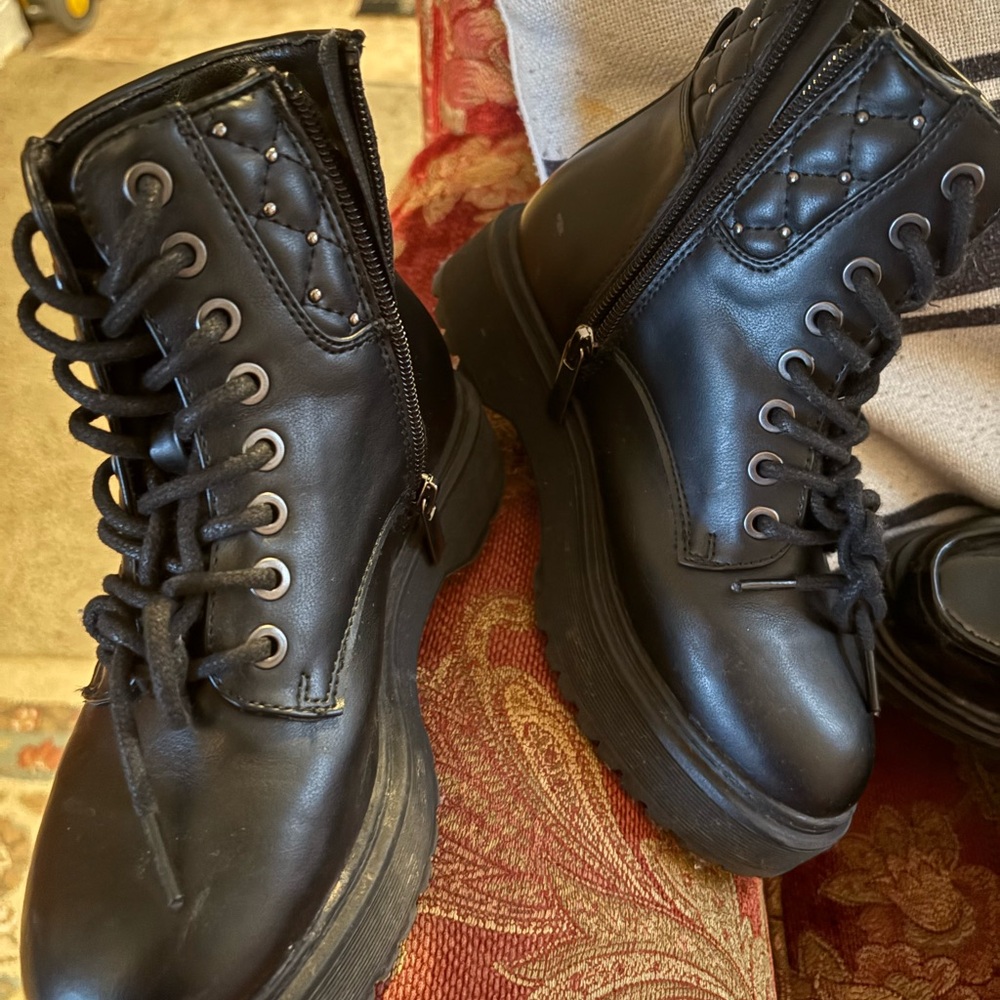 Quilted Black Kids Boots